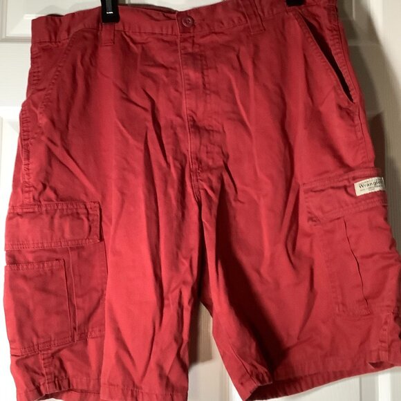 Wrangler Other - Wranglers Authentic Men Cargo Shorts
